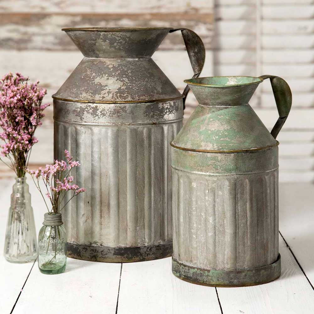 Metal Farmhouse Milk Pitcher with Handle, Set of 2