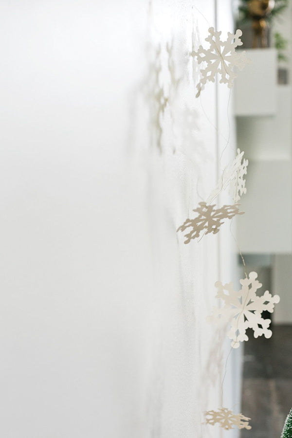 paper snowflake garland