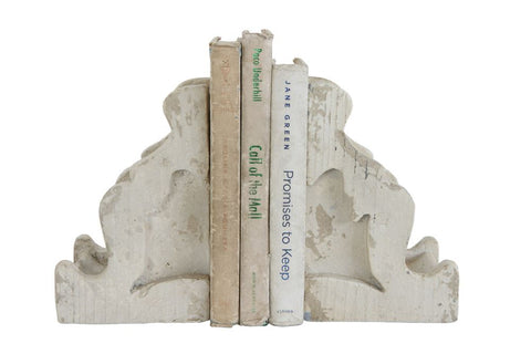 chippy painted corbel bookends